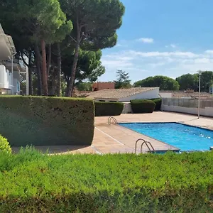 Familiar Con Piscina Y Wifi Apartamento